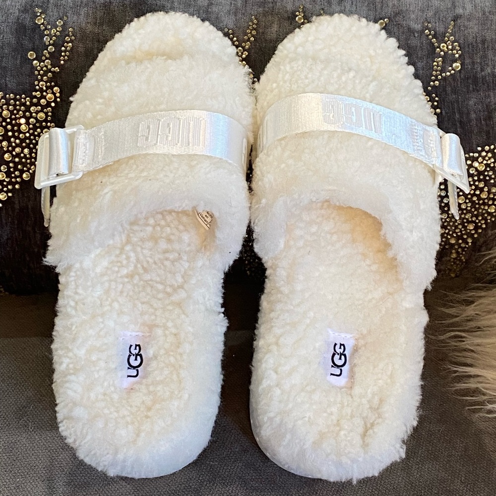 NWOT Genuine UGG Fluffita Slipper Slide White Ivory Size 9
